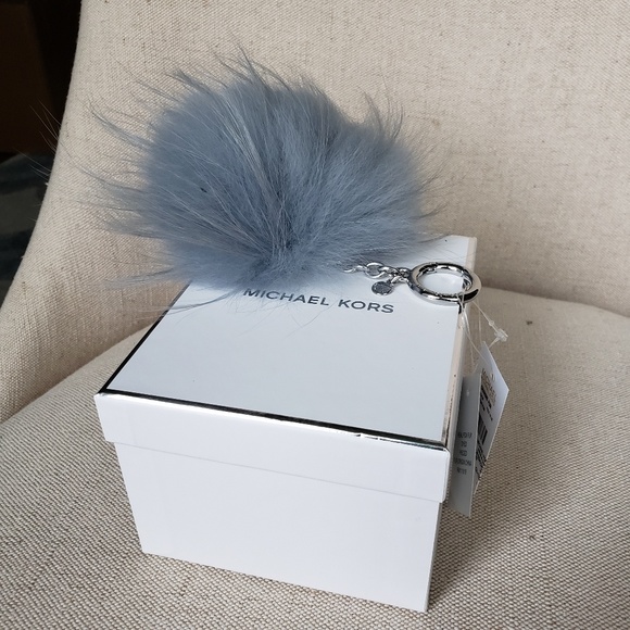 SOLD Michael Kors Ciara Bag + Wallet + Pom set - Picture 7 of 8